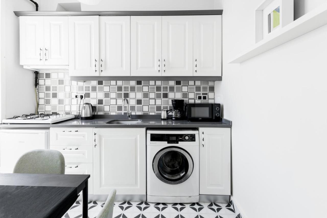 이스탄불 Modern Flat 5 Min To Galata Tower In Istiklal Ave 아파트 외부 사진